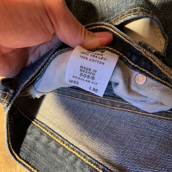 Vintage 2000s Levi's 505 Regular Fit Jeans - Picture 3 of 3